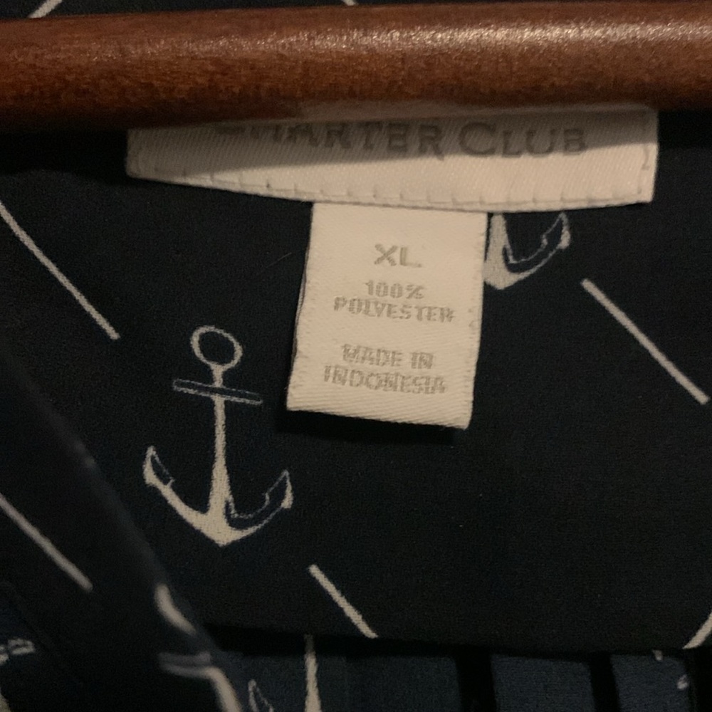 Navy blue anchor top - Picture 6 of 6
